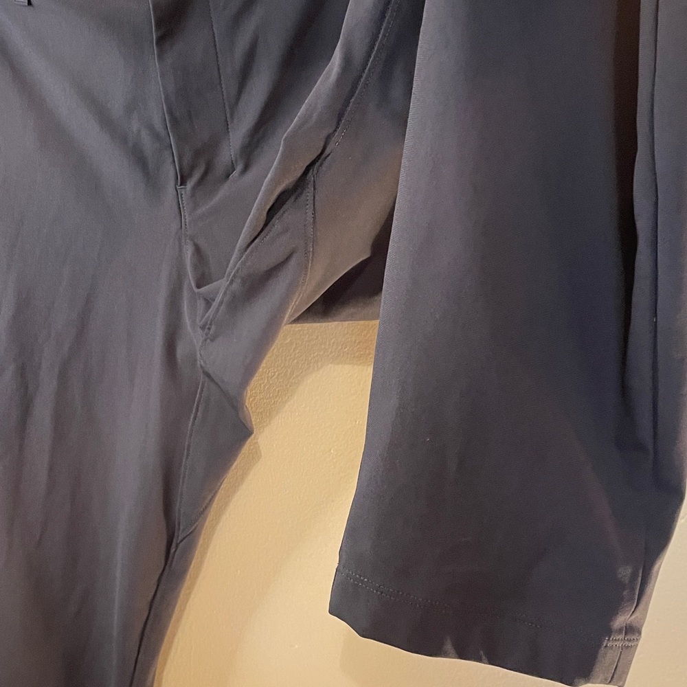 LULULEMON Athletica Men's Pants - Picture 4 of 12